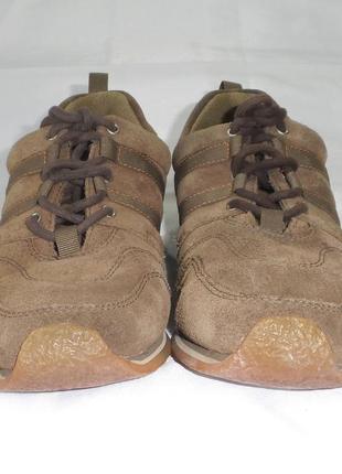 Кросівки замшеві коричневі розмір 37