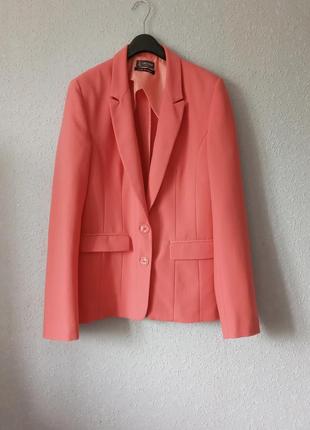 Пиджак жакет женский розовый коралловый