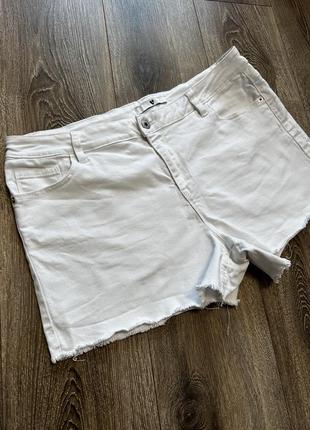 Шорти