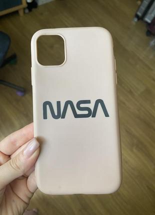 Чехол на 11 айфон