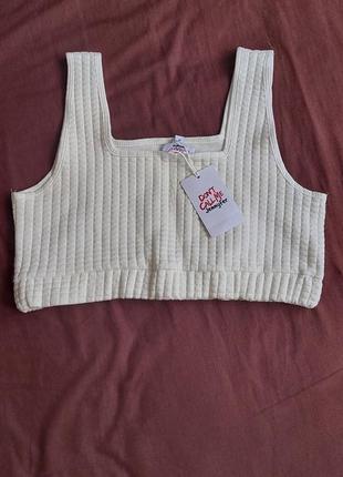 Молочный топ от jennyfer