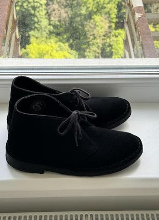 Clarks замшеві черевики (desert boot black suide) eur 37/37,5 (23,5 см)1 фото