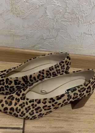 Женские туфли принт леопард