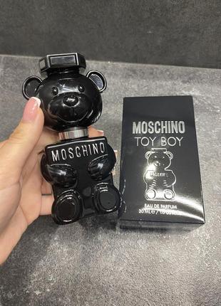 Moschino toy boy 30мл