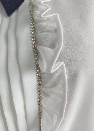 Шифонова блуза з брошкою.6 фото