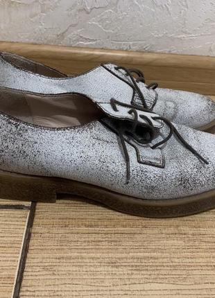 Женские ботинки