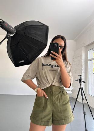 Женские джинсовые шорты цвета