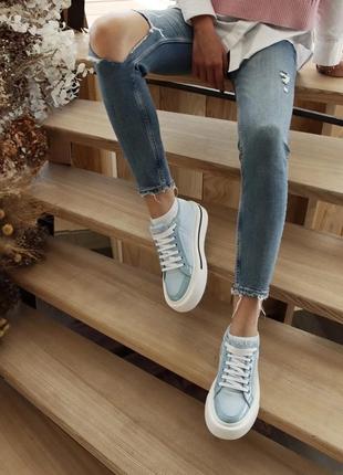 Оберіть стильні кросівки prada macro re-nylon brushed leather sneakers blue
