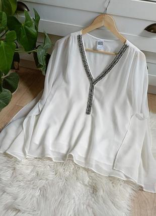 Біла блуза вільного крою з вишивкою бісером від vero moda, розмір м