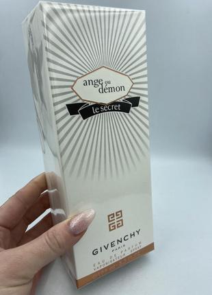 Givenchy heeled chelsea boots logo-intarsia givenchy shoes 100мл