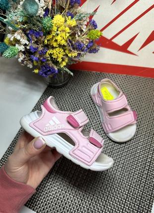 Оригинальные сандалии adidas