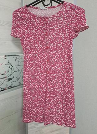 Платье розовое в мелких цветах на 8-9 лет