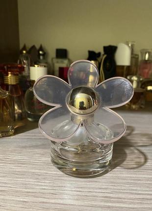 Daisy love eau so sweet marc jacobs