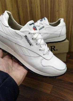 Шкіряні кросівки reebok білі