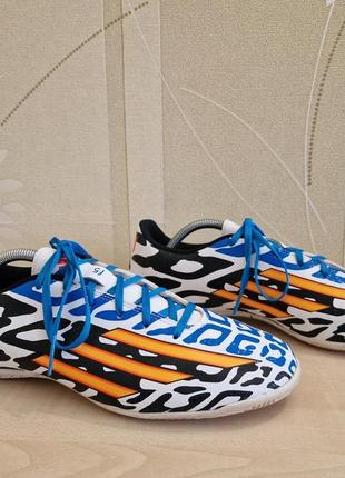 Футзалки adidas f5 leo messi оригінал розмір 44 2/3