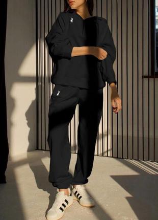 Крутой спортивный костюм (кофта воротник на молнии+брюки с резинкой по низу) черный tra