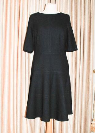 Маленькое черное платье шерстяное шерсь из натуральной шерсти годе