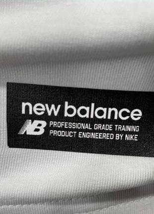 Мужская спортивная футболка new balance.