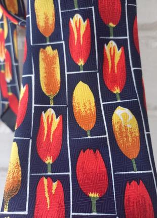 Фактурный шелковый галстук с тюльпанами
