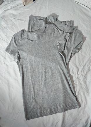 Серая, базовая удлиненная футболка