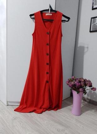 Платье миди красное