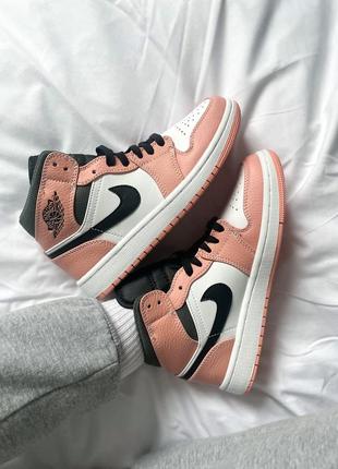 Женские кроссовки nike air jordan 1 retro smoke high pink quartz 36-37-39-40