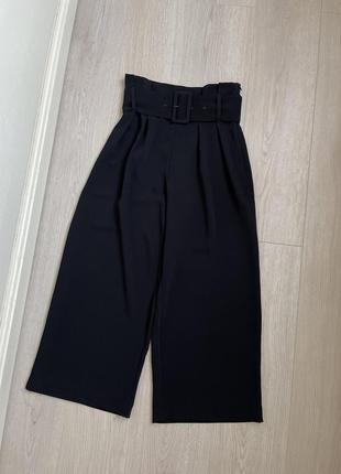 Черные брюки кюлоты в размере xs