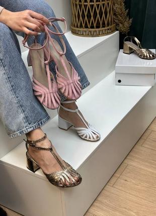 Жіночі трендові босоніжки із натуральної шкіри діора