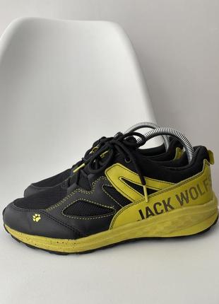 Женские трекинговые кроссовки jack wolfskin черные с желтым легкие