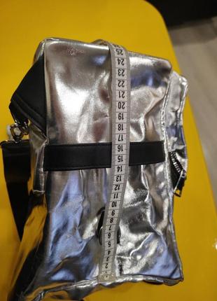 Сумка-рюкзак серебро6 фото