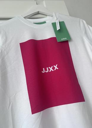 Нова футболка jack&jones