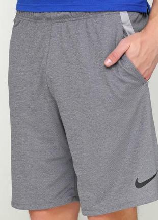 Чоловічі шорти nike dry training shorts