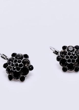 Стильні ефектні сріблясті жіночі сережки кульчики квіти квітки чорні кристали