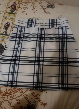 Красивая юбочка в клетку