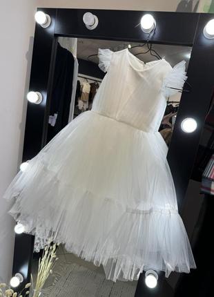Платье белое фатин