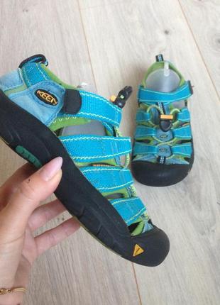 Сандалі keen дуже міцні р. 31