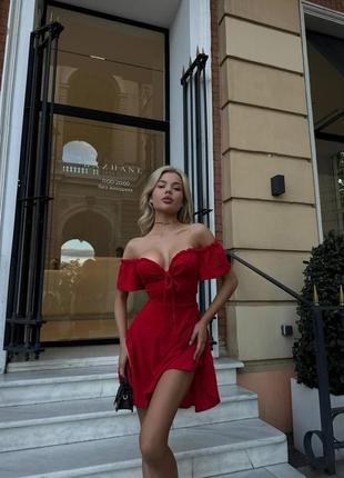 Сукня коротка з принтом в горошок літня трендова з вирізом в зоні декольте якісна стильна червона хакі