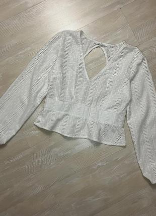 Белая блуза sinsay