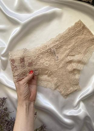 Тілесні трусики victoria’s secret оригінал мереживо бежеві прозорі бразиліани кружево