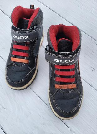 Высокие кроссовки хайтопы для мальчика на осень geox 30 р.