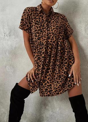 Платье рубашка в леопардовый принт missguided