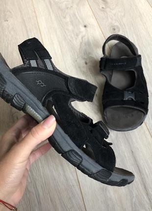 Сандалії technicals натуральна замша р. 42