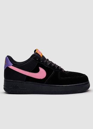 Жіночі кросівки найк аір форс чорні з рожевим / nike air force 1 lv8 2 'black pollen rise'