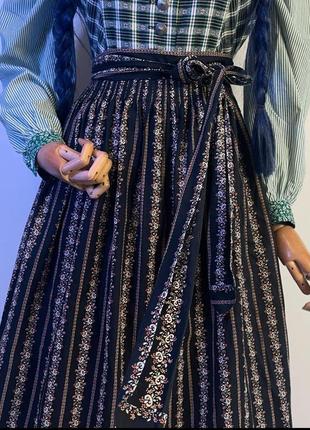 Вінтажний красивий бавовняний довгий в смужку квітковий фартух передник запасник в етно стилі до українського строю готика готичний стиль