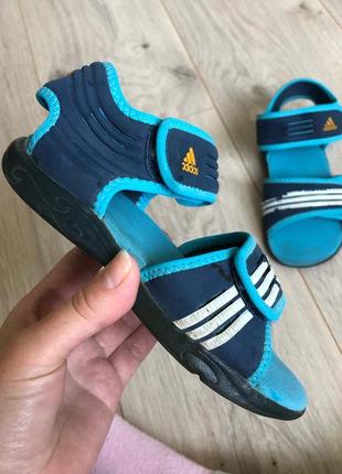 Сандалии аdidas р. 27