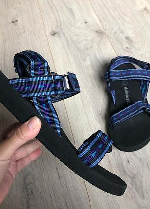 Сандалії трекінгові adventure р. 40