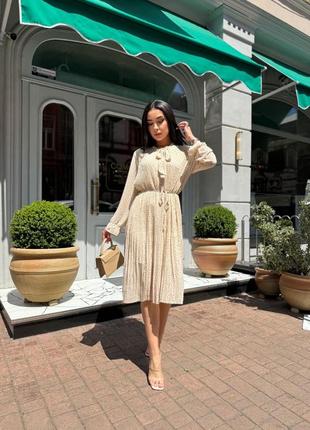 Сукня жіноча