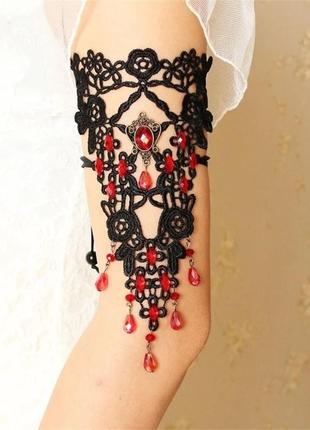 Шикарный браслет на руку на плечо из черного кружева и красными кристаллами трайбл восточные танцы костюм готика выпускной