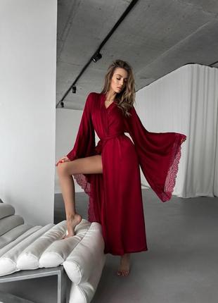 Жіночий темно-червоний довгий халат з шовку армані з мереживом