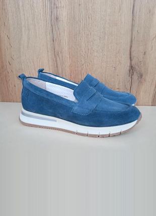 Новые натуральные замшевые туфли, деми лоферы синие на белой платформе, р. 37.5